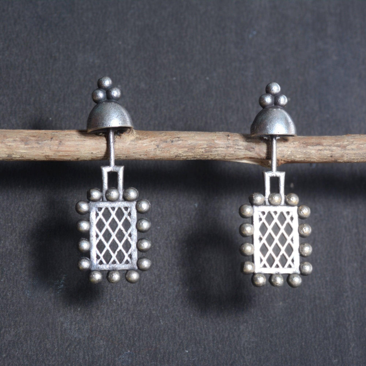 Oxidized 925 Silver Plated Stud Earring - Dynamic Jewelove