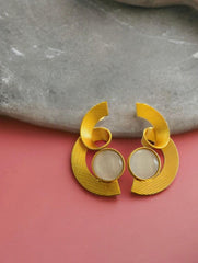 New Look Gold Plated Earring with Monalisa Stone | Dynamic Jewelove