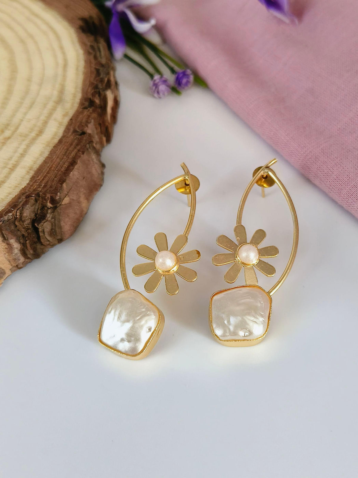 Golden Dangler Earrings 