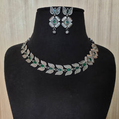 Antique Silver Floral Leaf Necklace Set | Dynamic Jewelove