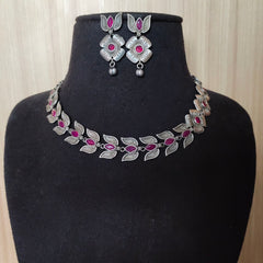 Antique Silver Floral Leaf Necklace Set | Dynamic Jewelove